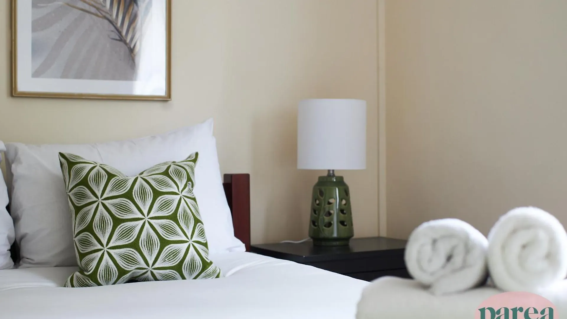 Parea Living - Cosy Flat With Skyline Views Beside Canary Wharf London 0*,  United Kingdom