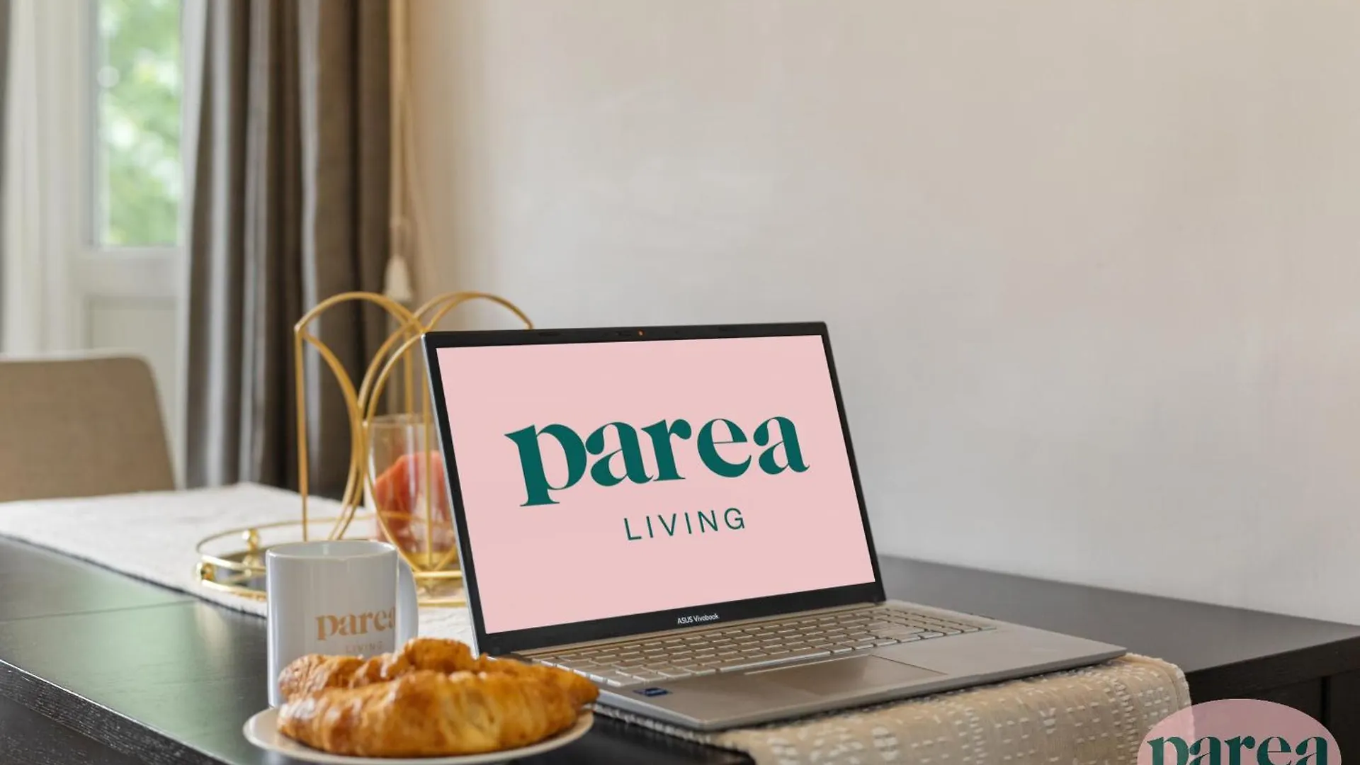 Parea Living - Cosy Flat With Skyline Views Beside Canary Wharf London