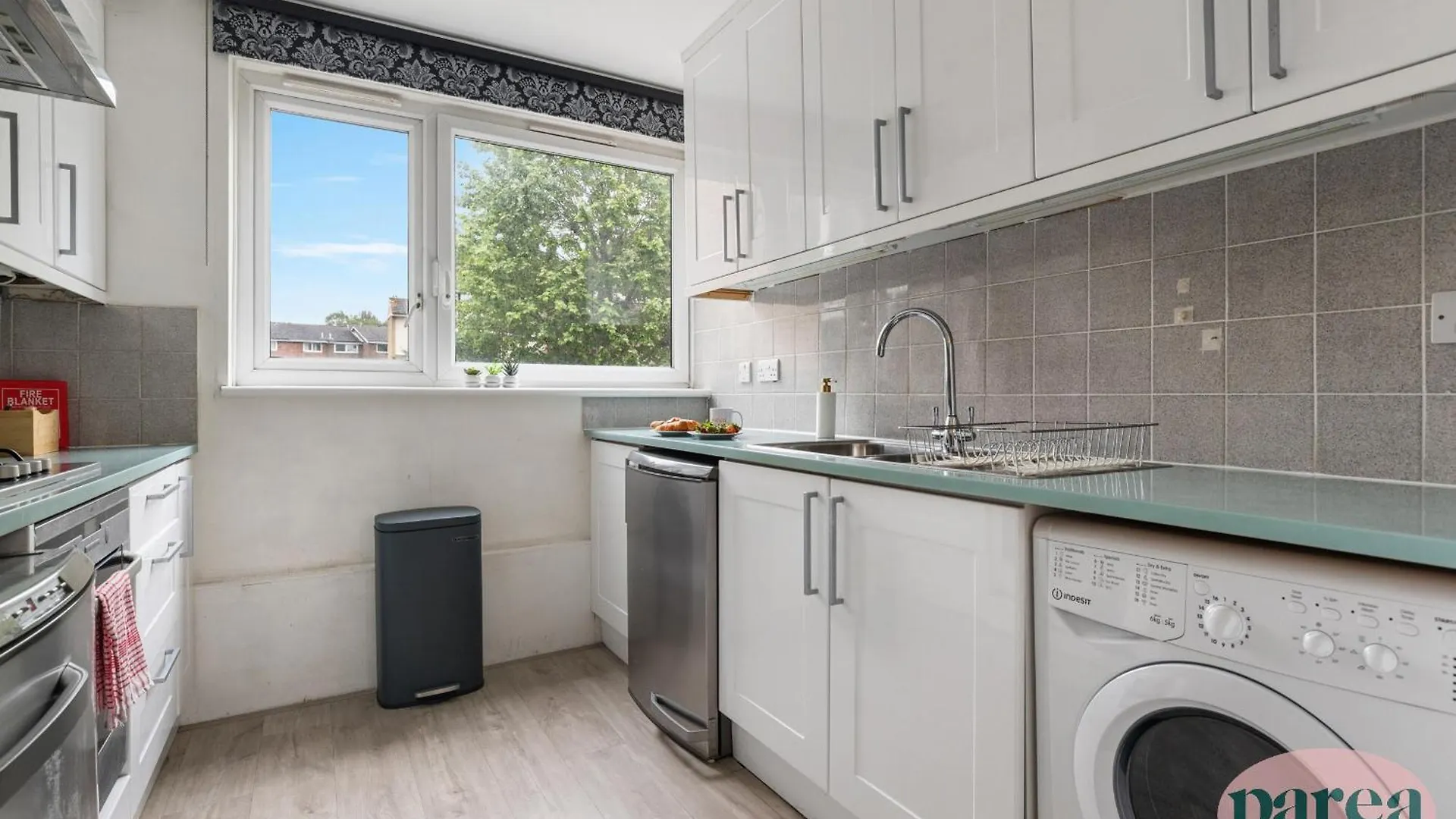 Apartment Parea Living - Cosy Flat With Skyline Views Beside Canary Wharf London